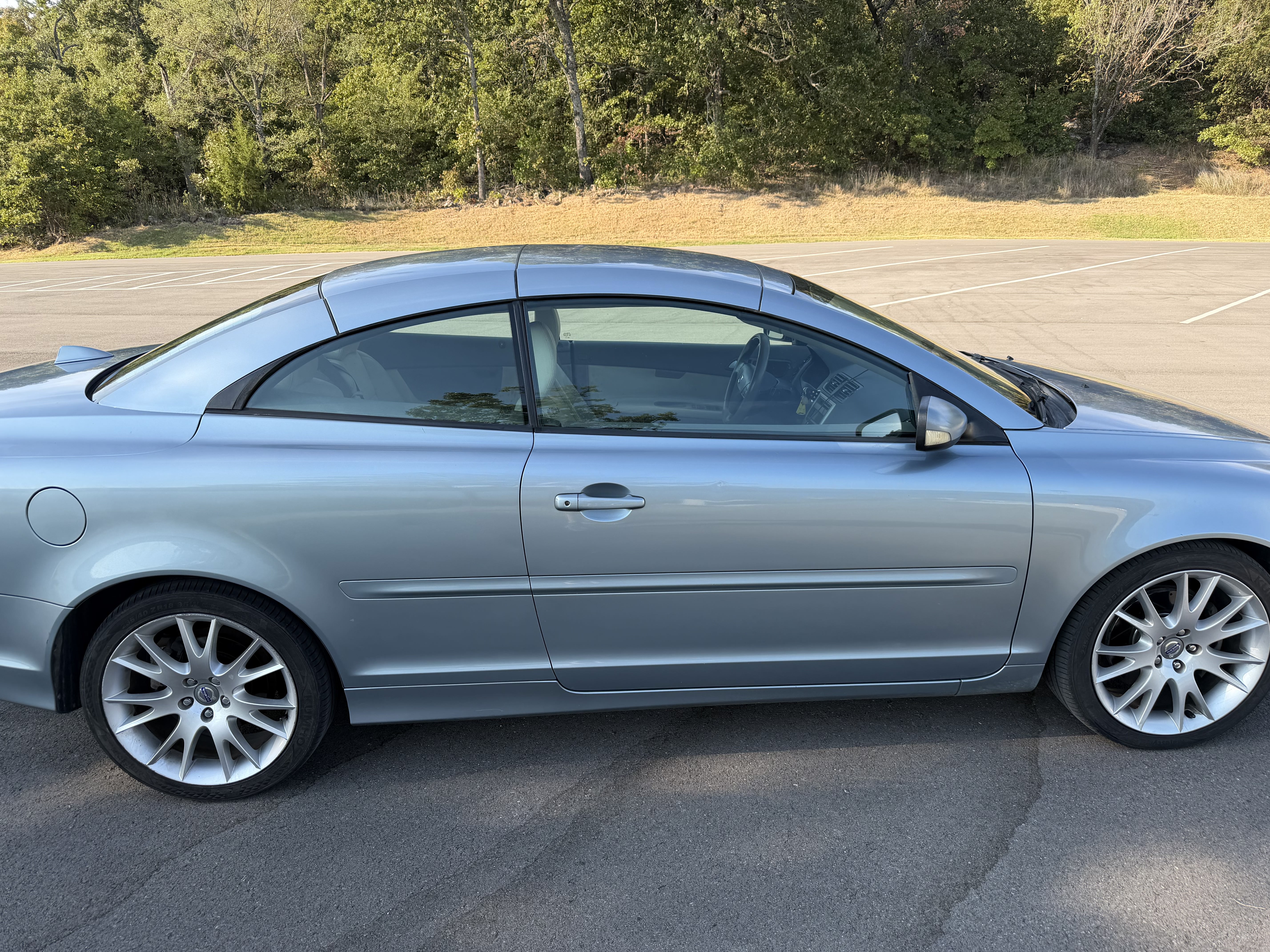 Used 2007 Volvo C70 T5 FWD image 11