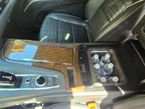 Used 2023 Cadillac Escalade Sport Platinum w/ LPO, ONYX Package image 10