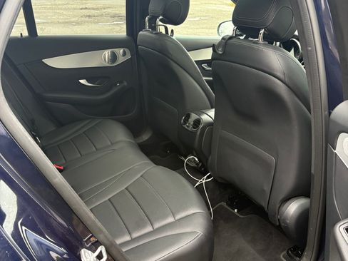 Used 2019 Mercedes-Benz GLC 300 4MATIC image 12