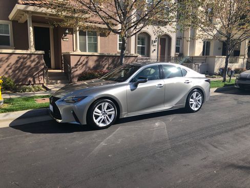 Used 2021 Lexus IS 300 w/ Comfort Package image 4