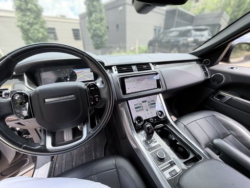 Used 2018 Land Rover Range Rover Sport Supercharged AWD/4WD image 12