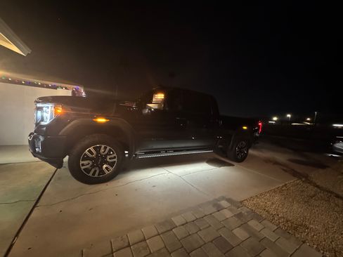 Used 2023 GMC Sierra 2500 AT4 w/ Gooseneck/5TH Wheel Package image 13