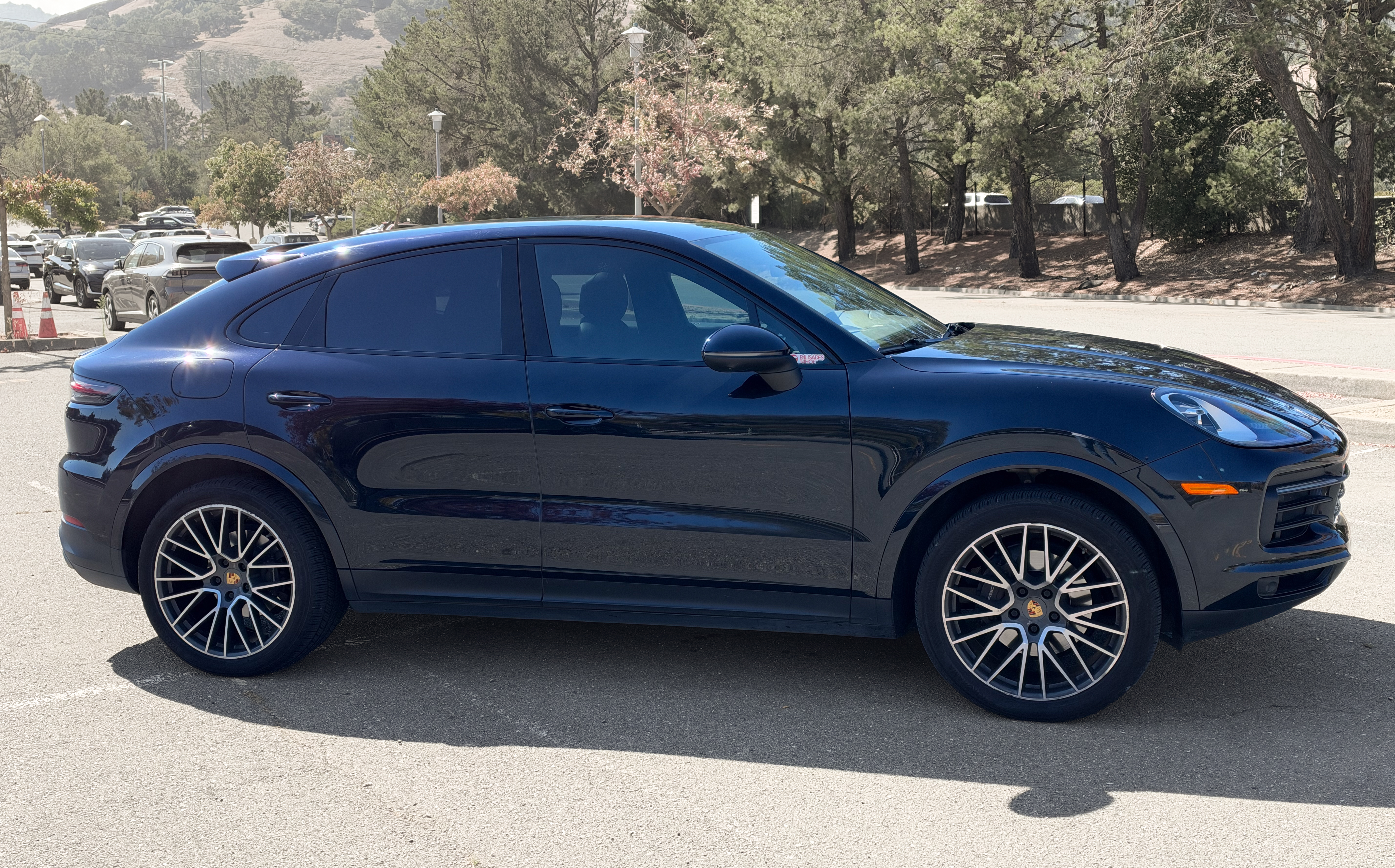 Used 2020 Porsche Cayenne AWD/4WD image 4