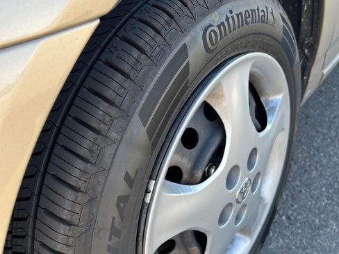 Used 2008 Toyota Corolla S image 22