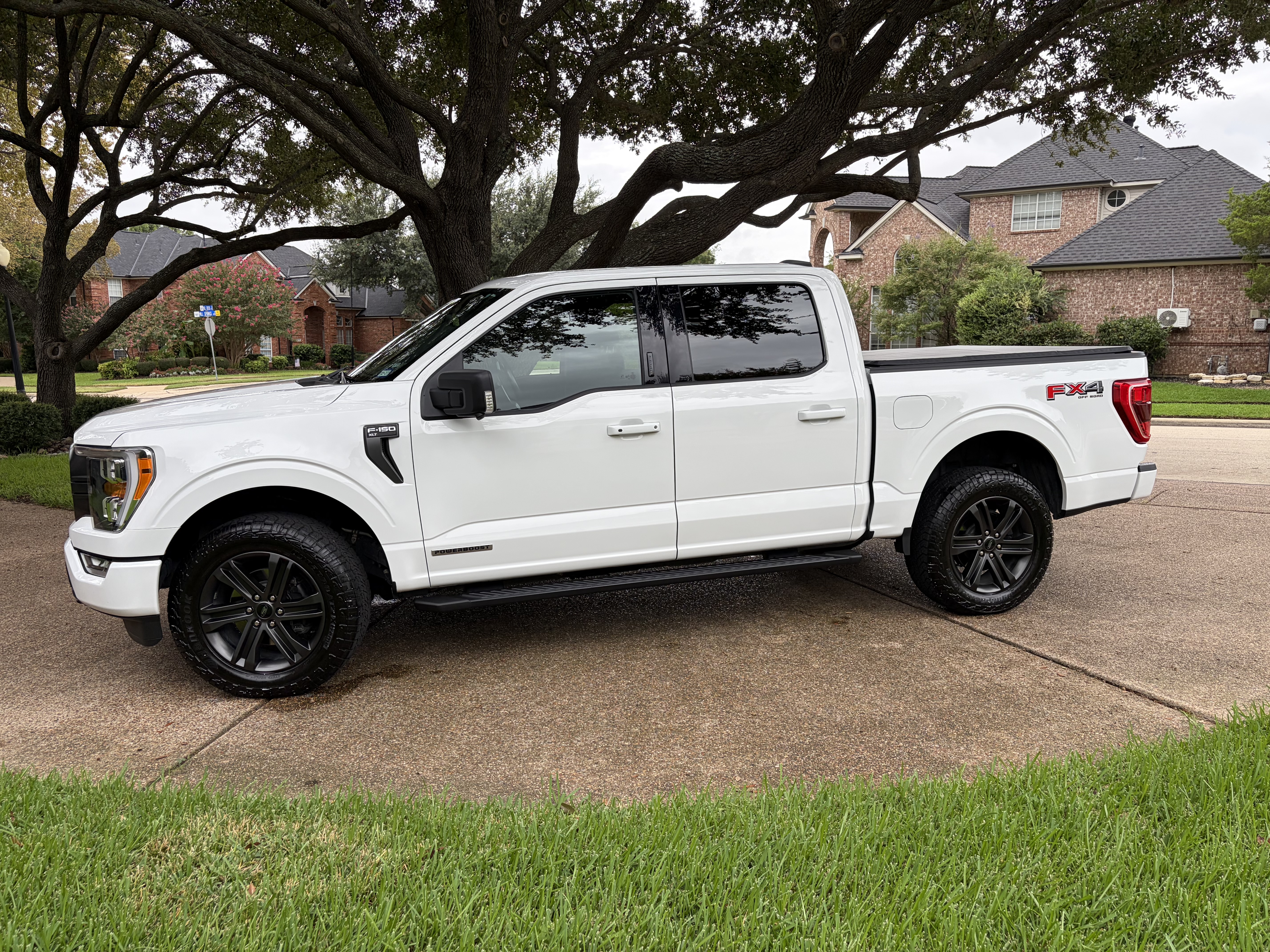 Used 2021 Ford F150 XLT w/ Equipment Group 302A High AWD/4WD image 10