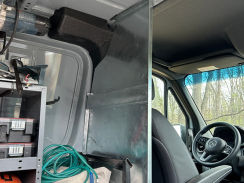 Used 2024 Mercedes-Benz Sprinter 2500 image 19