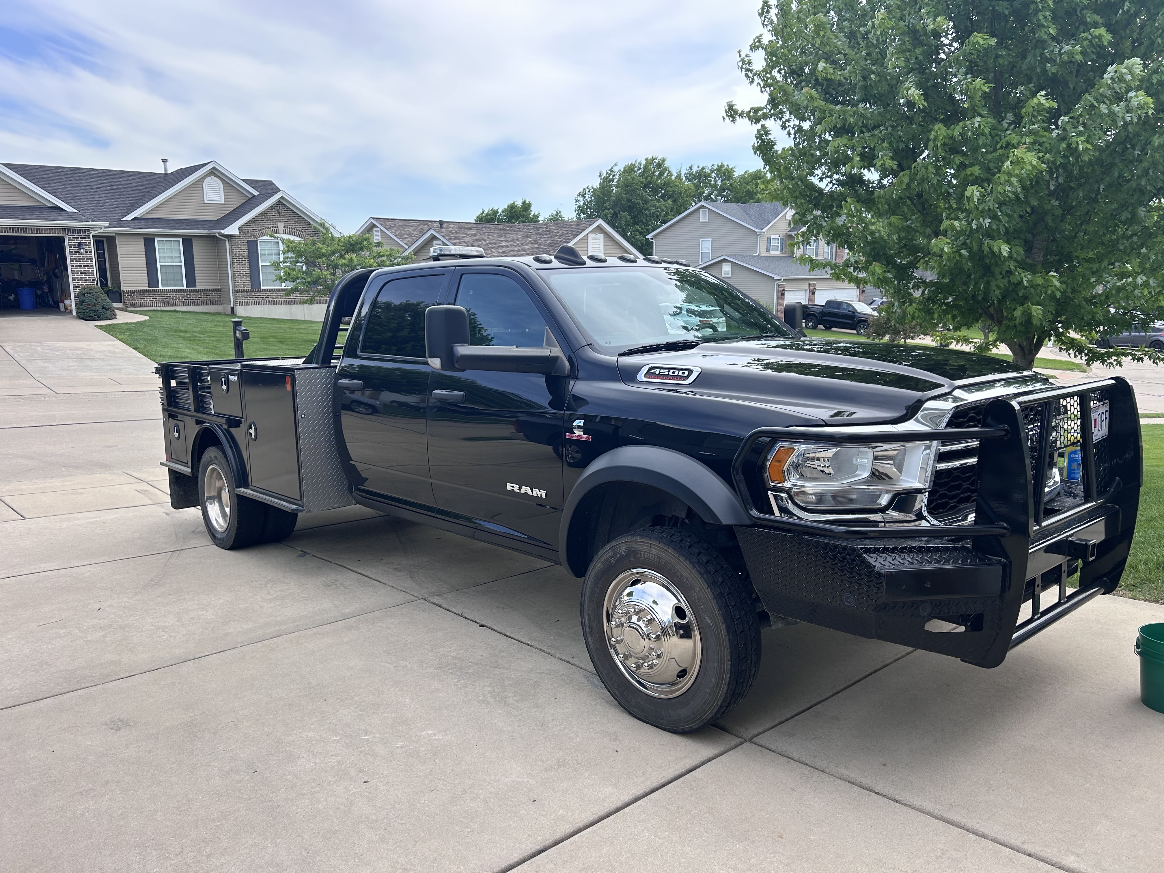 Used 2022 RAM 4500 Tradesman w/ Chrome Appearance Group AWD/4WD image 5