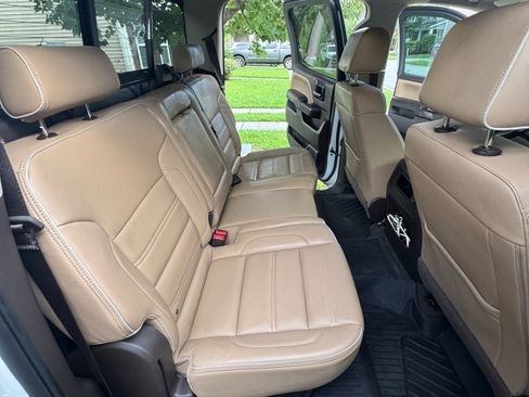 Used 2018 GMC Sierra 1500 Denali w/ Denali Ultimate Package AWD/4WD image 20