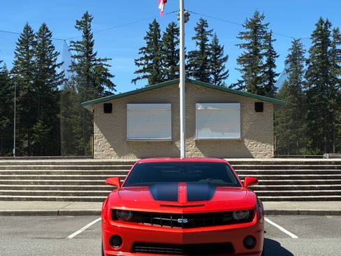 Used 2012 Chevrolet Camaro SS w/ RS Package image 10