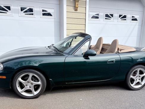 Used 2002 MAZDA MX-5 Miata LS image 21