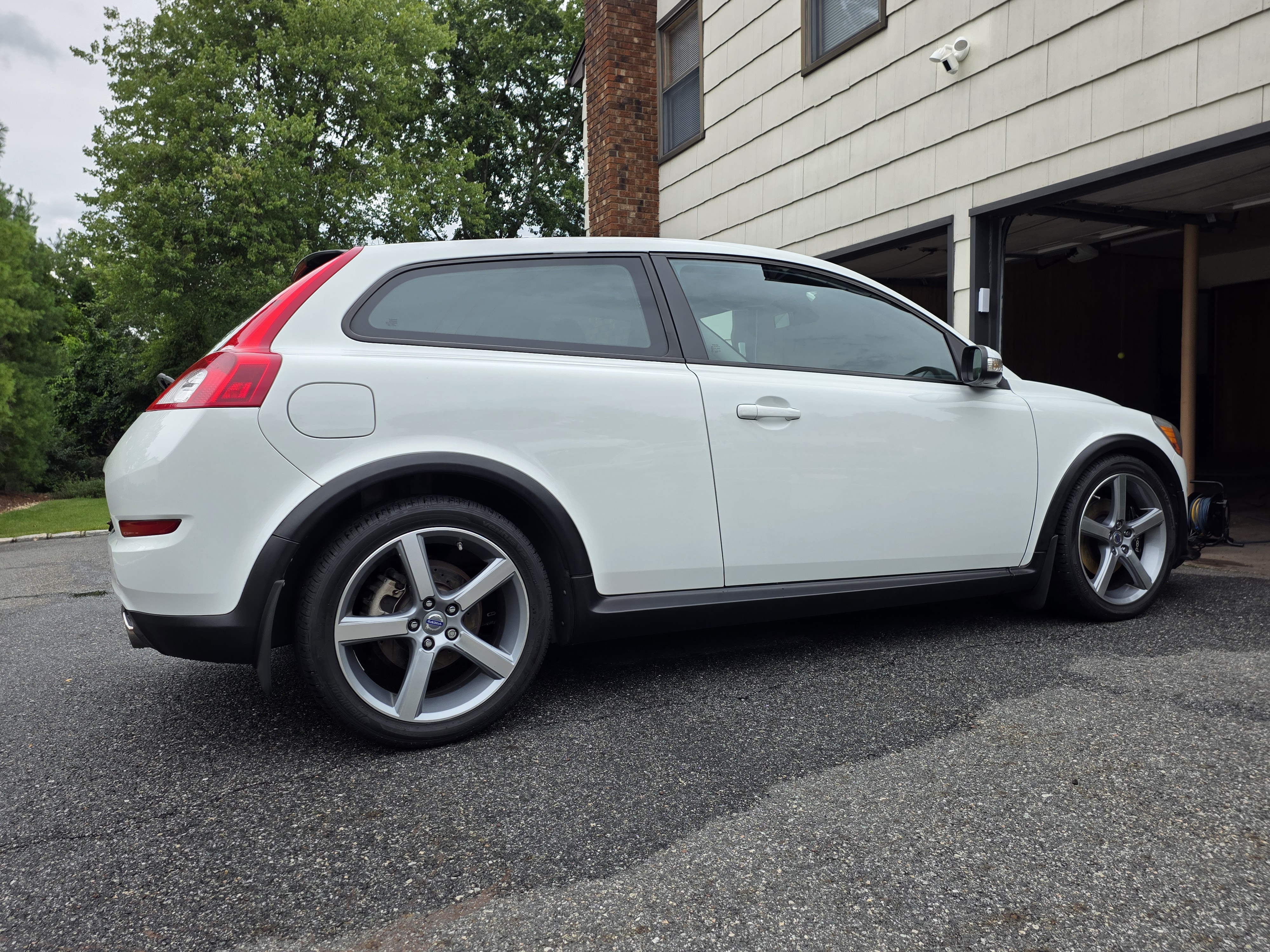 Used 2012 Volvo C30 T5 w/ Climate Pkg FWD image 10