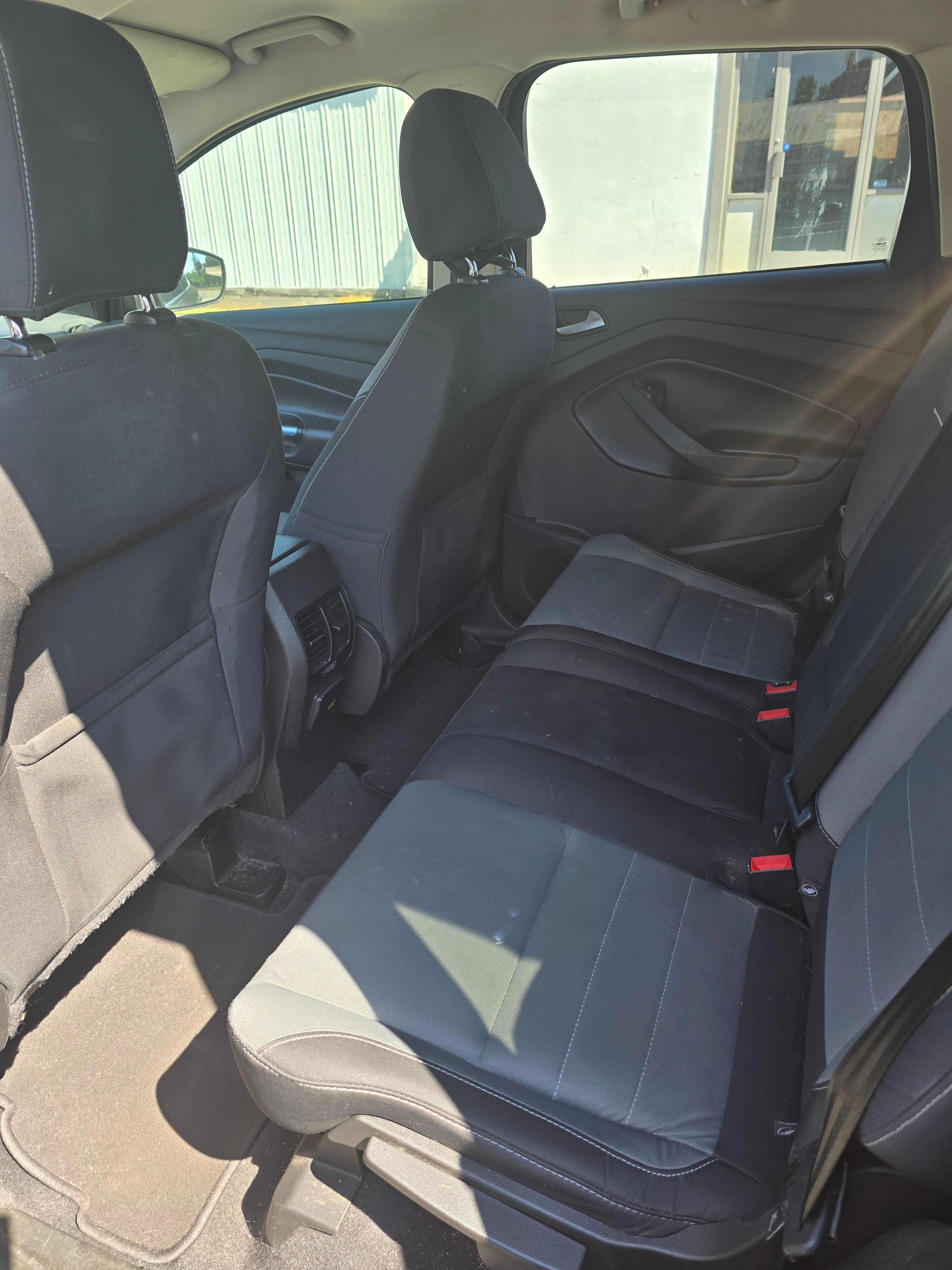 Used 2015 Ford Escape SE w/ Equipment Group 201A FWD image 8