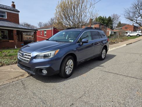 Used 2015 Subaru Outback 2.5i Premium image 1