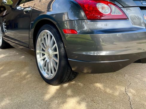 Used 2005 Chrysler Crossfire SRT-6 image 21