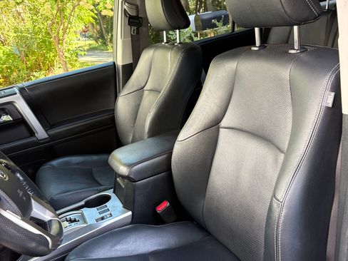 Used 2023 Toyota 4Runner Limited AWD/4WD image 8