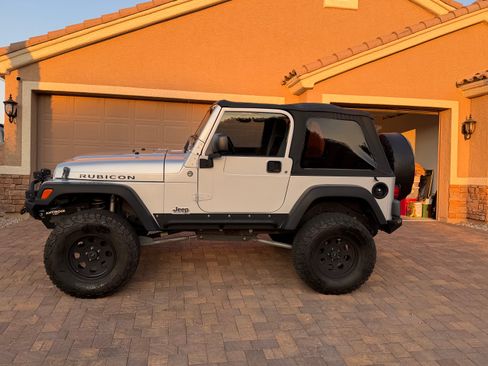 Used 2006 Jeep Wrangler Rubicon AWD/4WD image 5
