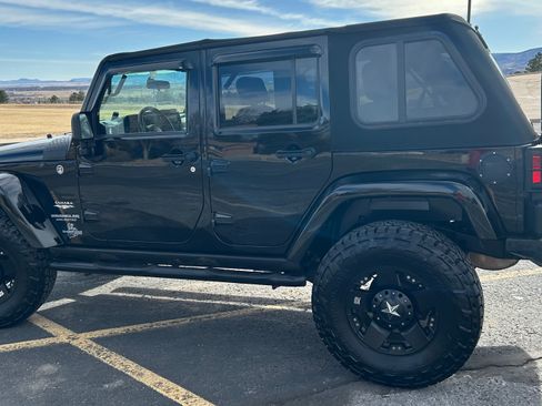 Used 2009 Jeep Wrangler Unlimited Sahara w/ Trailer Tow Group image 26