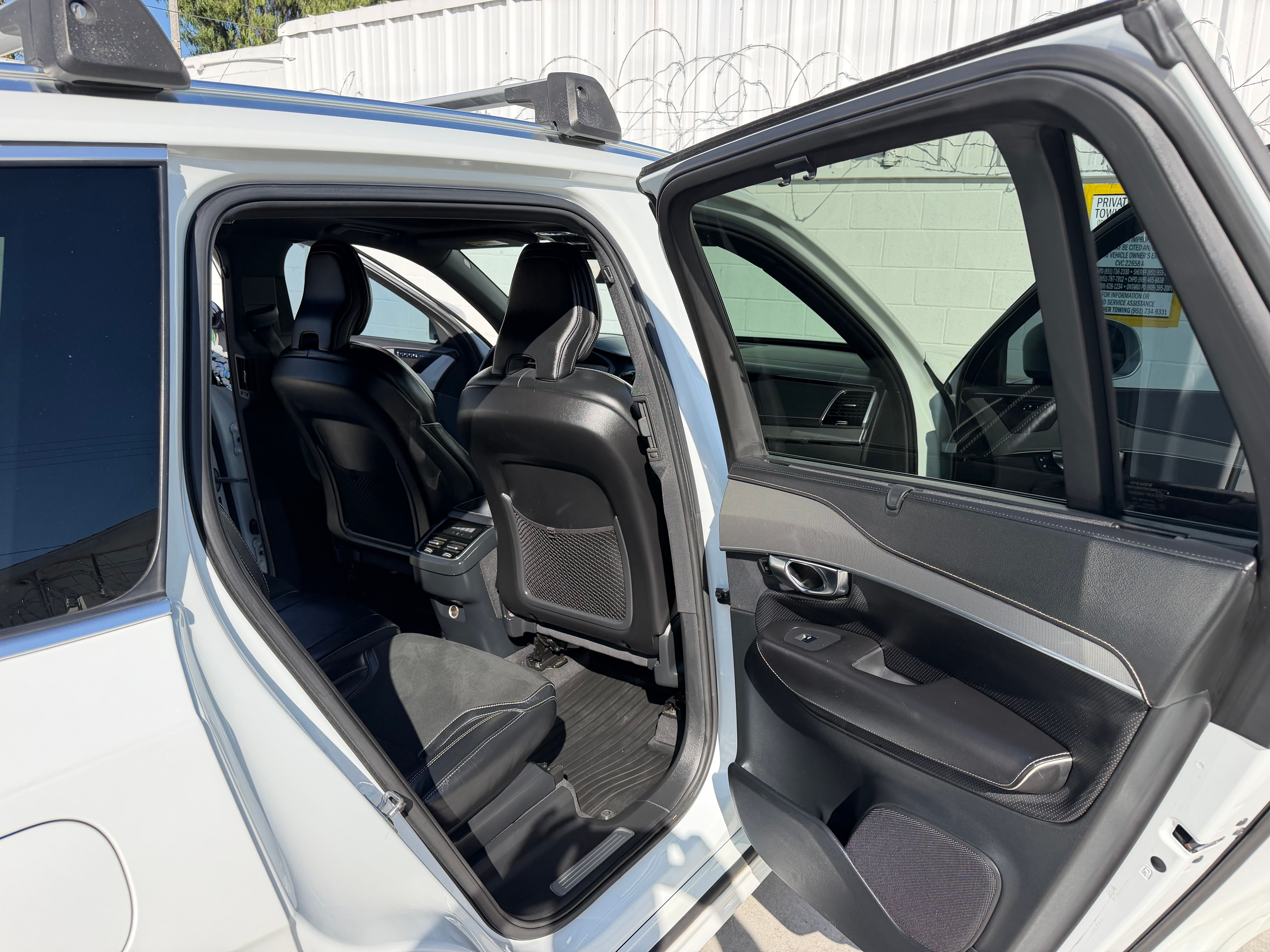 Used 2019 Volvo XC90 T6 R-Design w/ Advanced Package AWD/4WD image 16