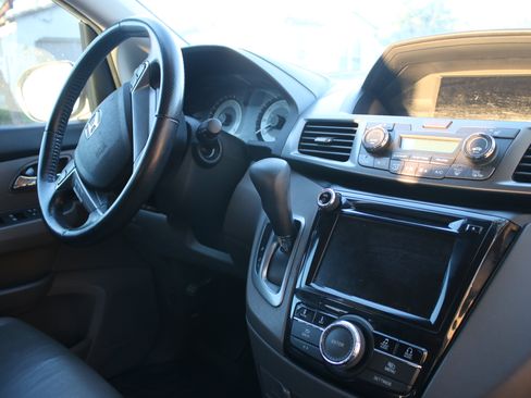 Used 2014 Honda Odyssey EX-L image 23