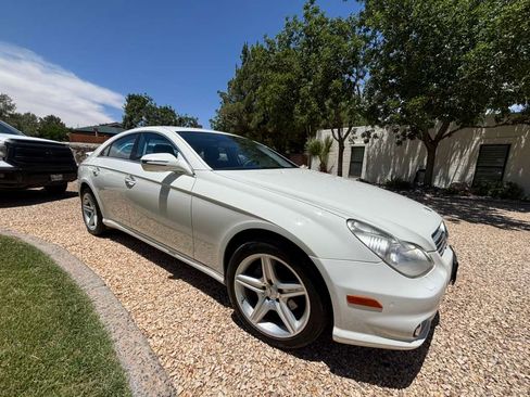 Used 2009 Mercedes-Benz CLS 550 image 5
