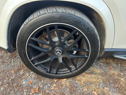 Used 2023 Mercedes-Benz GLE 53 AMG 4MATIC image 12