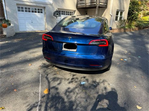Used 2022 Tesla Model 3 Standard Range image 6
