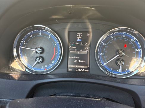 Used 2019 Toyota Corolla SE FWD image 9