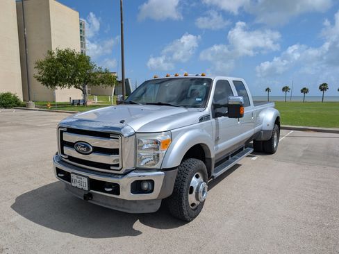 Used 2012 Ford F450 Lariat w/ Chrome Pkg image 1