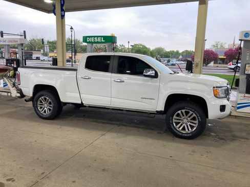 Used 2018 GMC Canyon SLT w/ Driver Alert Package image 4