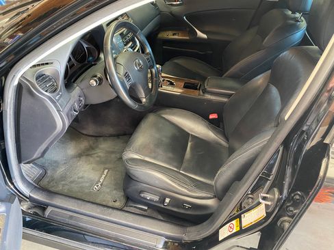 Used 2010 Lexus IS 250 RWD image 14