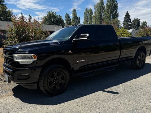 Used 2021 RAM 3500 Big Horn w/ Level 2 Equipment Group AWD/4WD image 8