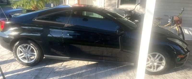 Used 2000 Toyota Celica GT FWD image 4