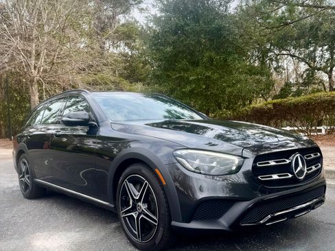 Used 2021 Mercedes-Benz E 450 4MATIC All-Terrain Wagon image 30
