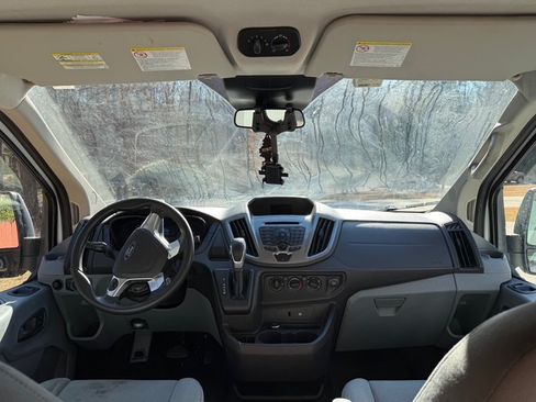 Used 2015 Ford Transit 350 XLT image 2