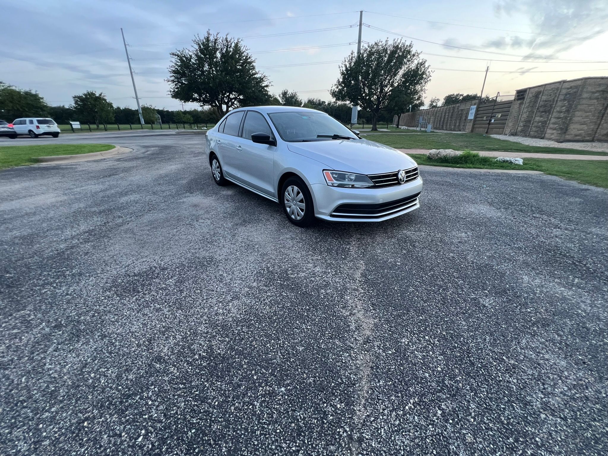 Used 2016 Volkswagen Jetta S FWD image 4