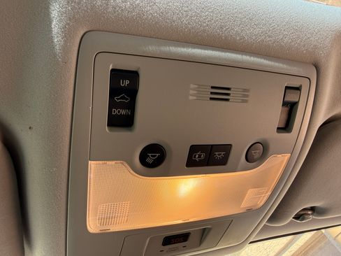 Used 2017 Lexus IS 200t F Sport image 15