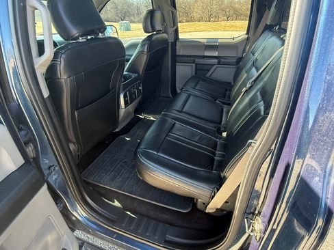 Used 2016 Ford F150 XLT w/ Equipment Group 302A Luxury image 11