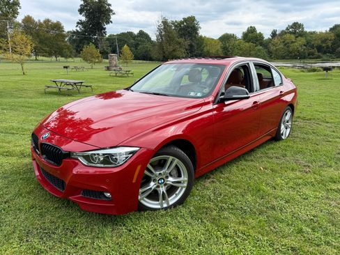 Used 2016 BMW 328i xDrive Sedan AWD/4WD image 1