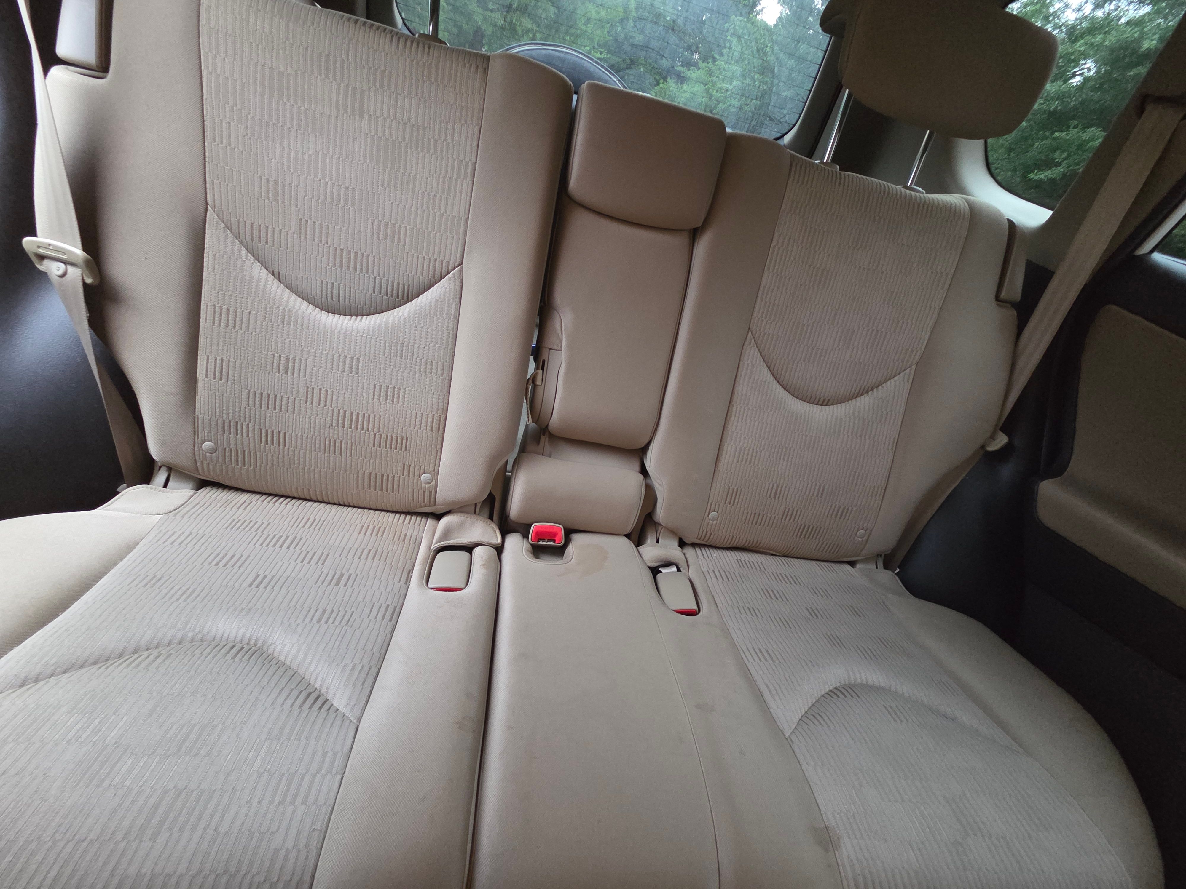 Used 2011 Toyota RAV4 2WD w/ Base L4 Extra Value Pkg image 6