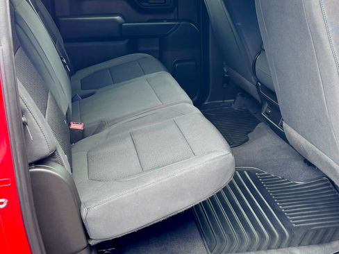 Used 2020 Chevrolet Silverado 1500 Custom w/ Custom 2.7L Value Package AWD/4WD image 14