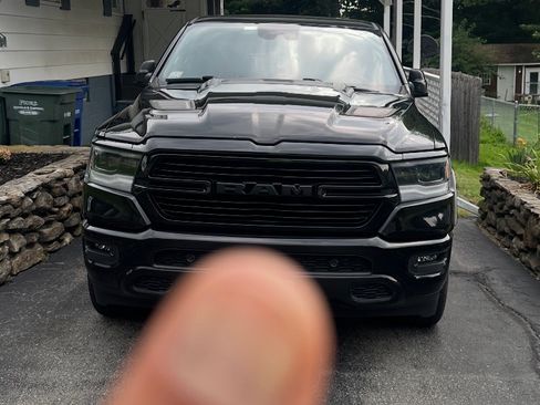 Used 2021 RAM 1500 Laramie AWD/4WD image 4