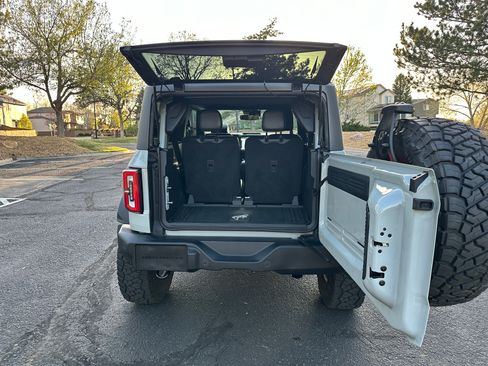 Used 2023 Ford Bronco Outer Banks w/ Sasquatch Package image 27