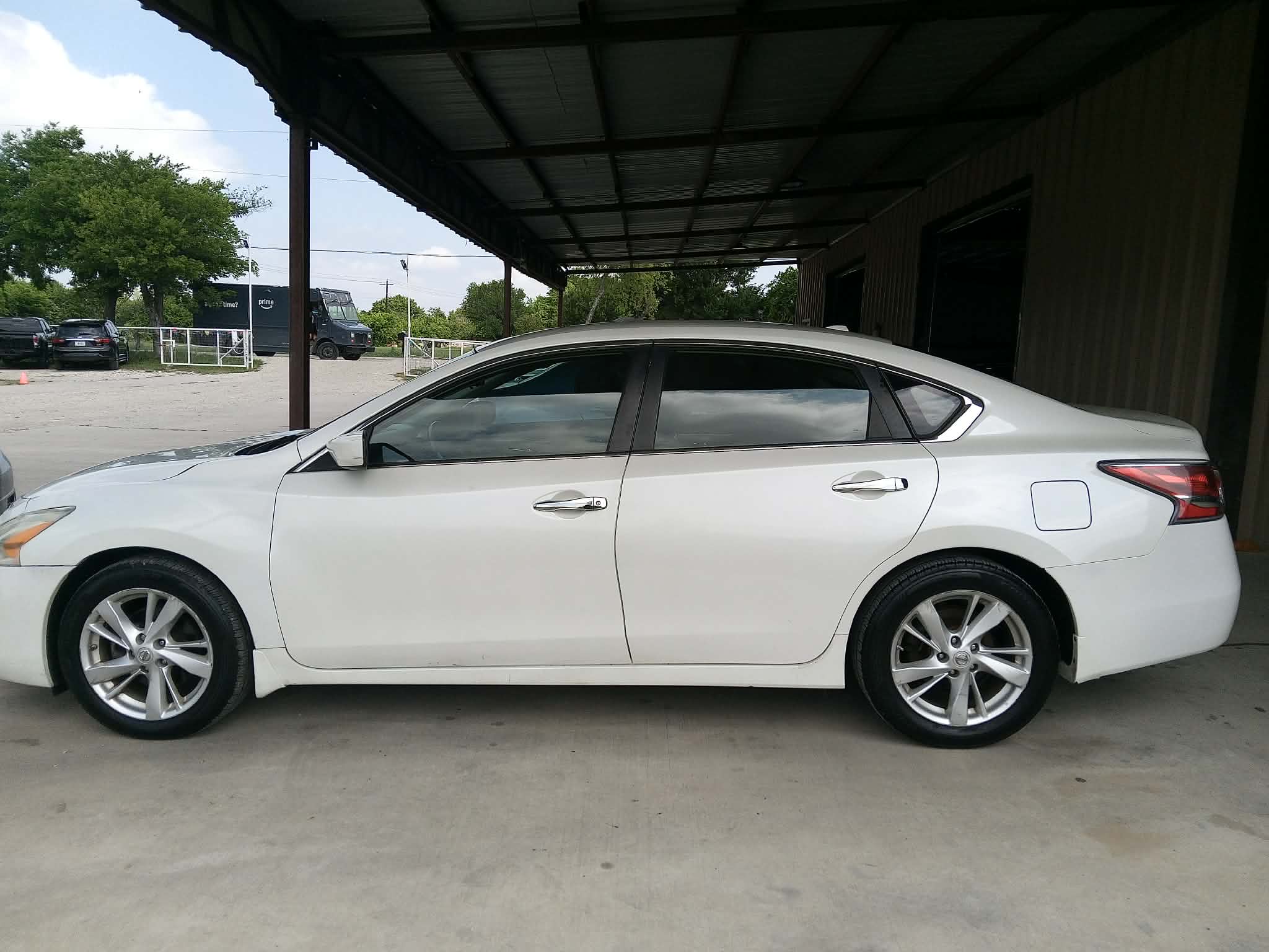 Used 2014 Nissan Altima 2.5 SV FWD image 1