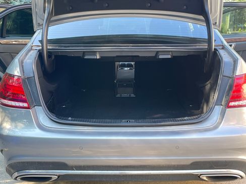 Used 2014 Mercedes-Benz E 550 4MATIC Sedan image 10