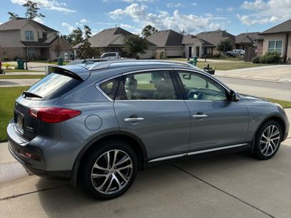 Used 2017 INFINITI QX50 2WD w/ Deluxe Touring Package