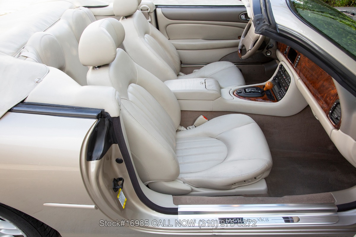 Used 2002 Jaguar XK8 Convertible RWD image 5