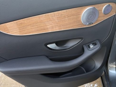 Used 2019 Mercedes-Benz GLC 300 4MATIC Coupe image 14