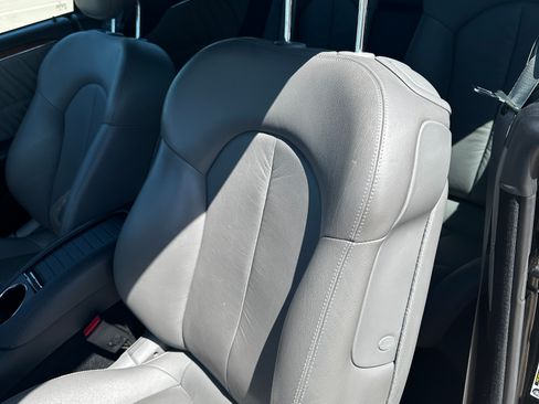 Used 2008 Mercedes-Benz CLK 350 Cabriolet image 11