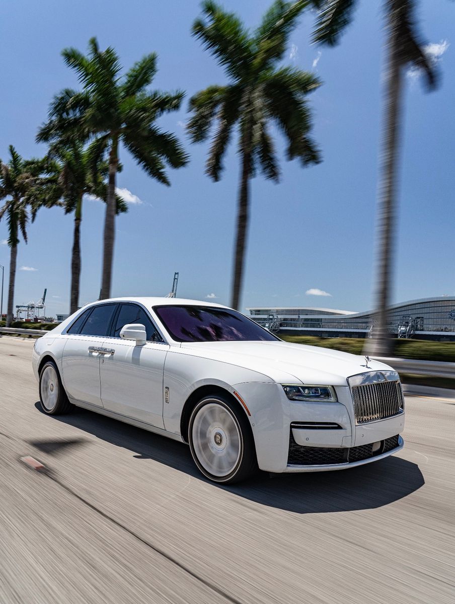 Used 2022 Rolls-Royce Ghost AWD/4WD image 5