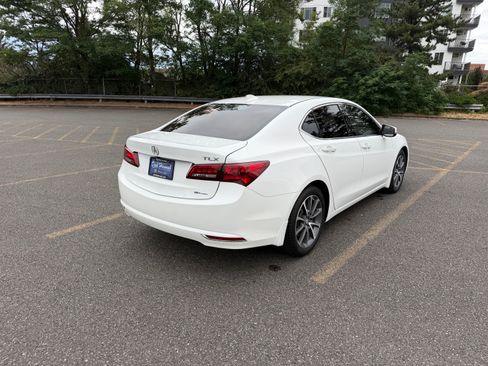 Used 2015 Acura TLX V6 SH-AWD w/ Technology Pkg image 9